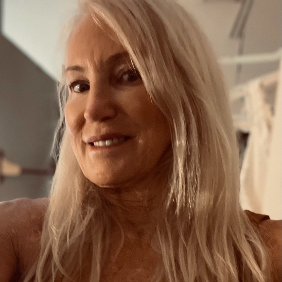 Meet your Posher, Linda - Picture 3 of 10